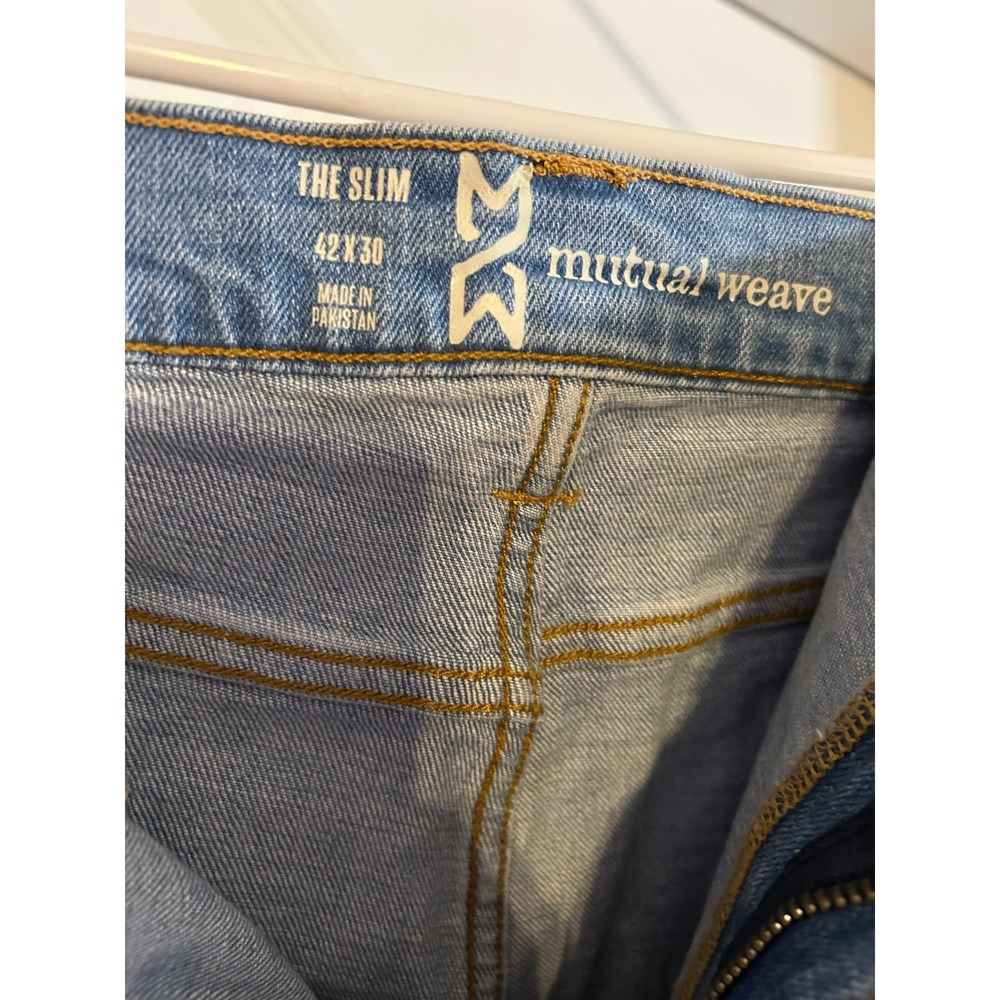 NEW Mutual Weave The Slim Light Wash Denim Jeans Mens Size 42 x 30 Five Pocket - Picture 3 of 6